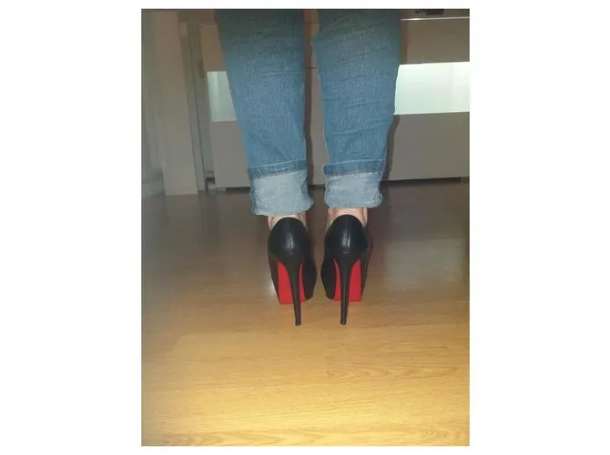 Christian Louboutin Bianca Negro 