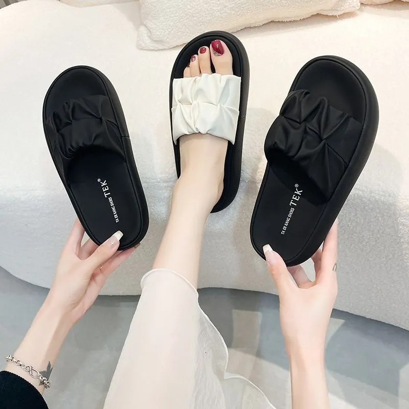 Mabinete italiano eliminó zapatillas de una pieza de cuero, sandalias para mujeres, zapatos de playa, suela gruesa, liviana