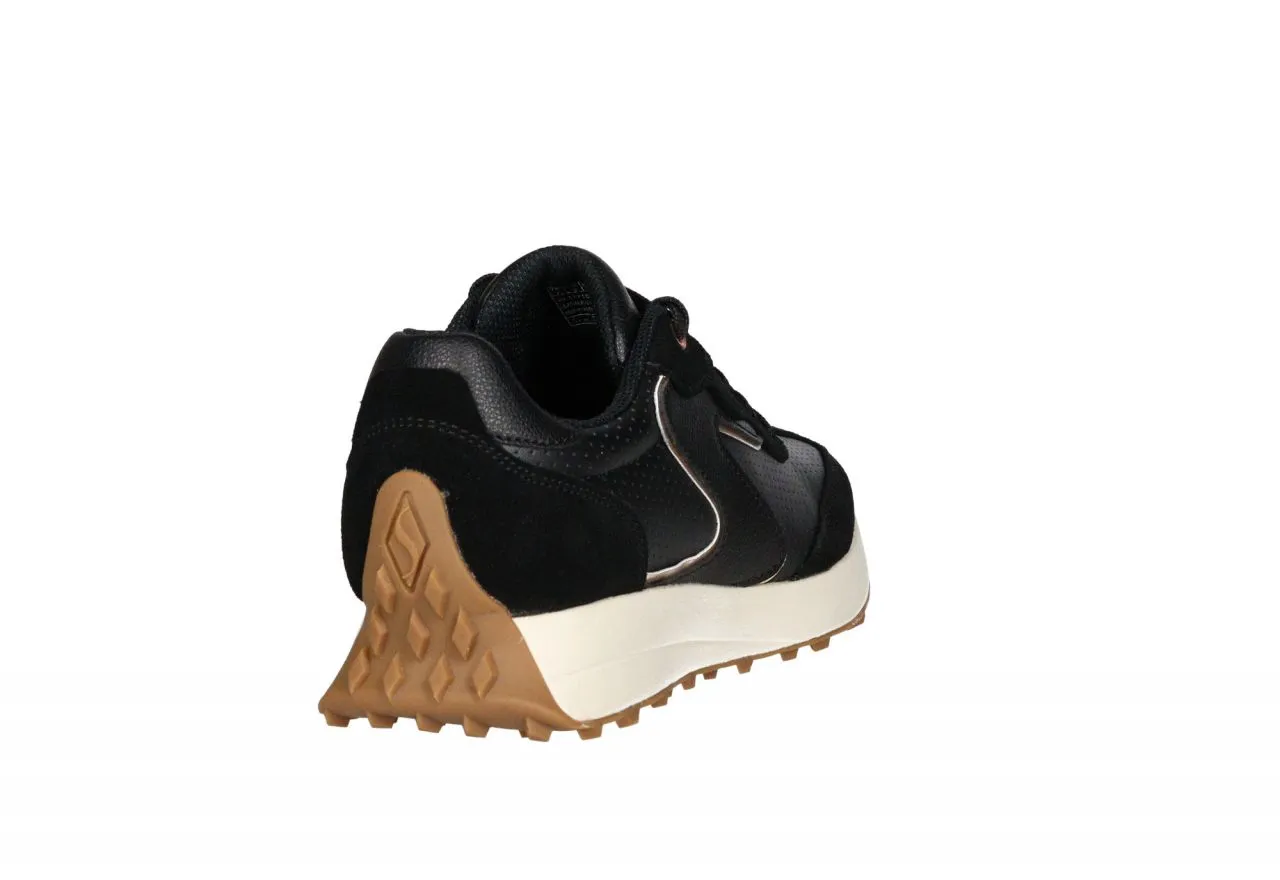 Sneaker Picados Negro Punta y Talon Nobuck Filos Laterales Rosa Metal Piso Crema