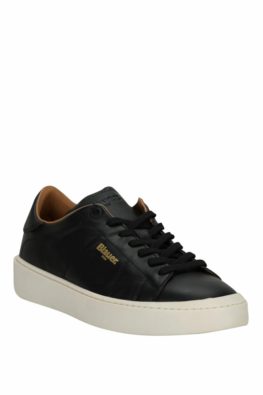 Zapatillas negras de cuero con suela blanca 