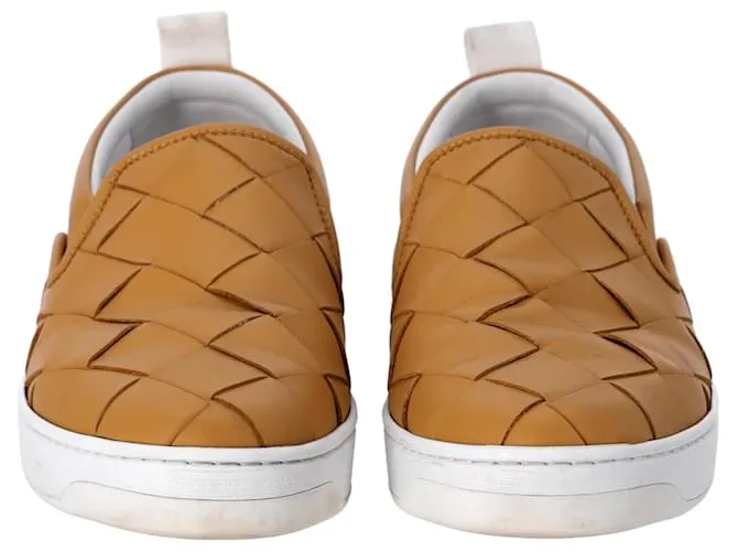 Zapatillas slip-on trenzadas Bottega Veneta en cuero marrón Castaño Roja 