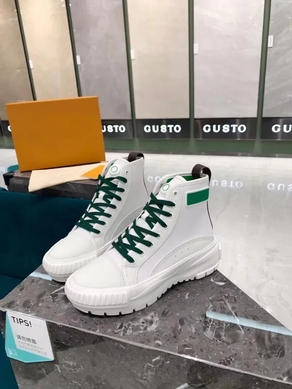 Zapatos casuales mujer Diseñador de zapatos de suela gruesa SHoes Zapatillas de deporte con cordones de cuero de viaje dama de m